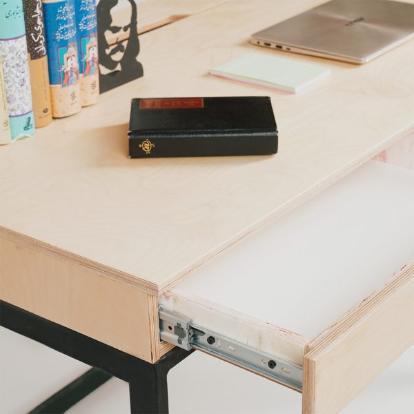 5-1.jpg میز تحریر آیرون